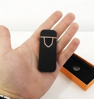 Удобная и стильная USB-зажигалка в классическом дизайне. Изделие изготовлено в п. . фото 7