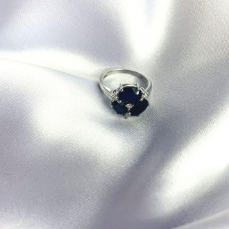 Родированное серебряное кольцо 925 пробы с натуральным сапфиром 4.098ct. Родиров. . фото 3