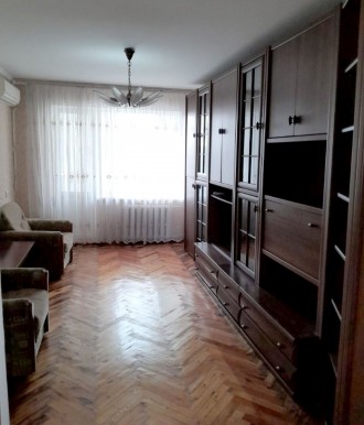 Продам 3-к квартиру в высотке на Калнышевского (Косиора), район ДК . 
Площадь 70. . фото 2