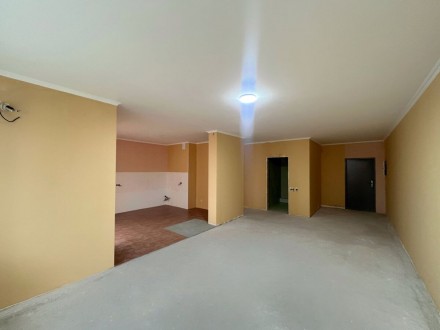 Продаж 2-кімнатної квартири ( 83м2) Житлова площа ( 43 м2 ), висота стелі 2, 8 м. . фото 4