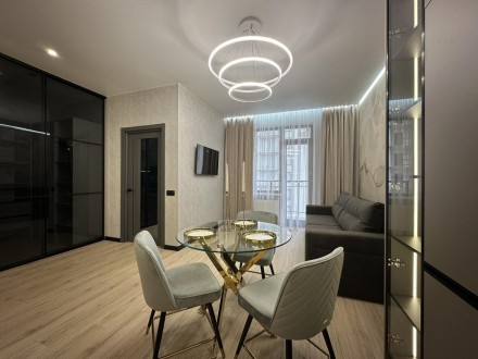 
 27241 Продам 1-комнатную квартиру в ЖК Акрополь 2.
Средний этаж с видом на пар. . фото 13