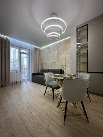 
 27241 Продам 1-комнатную квартиру в ЖК Акрополь 2.
Средний этаж с видом на пар. . фото 12