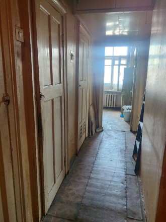 Продам квартиру повністю під ремонт на площі Старомостовій (Островського). 
 
 Д. . фото 9