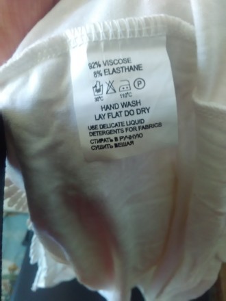 Продам новую женскую летнюю футболку-блузку производство Турция + вешалка в пода. . фото 7
