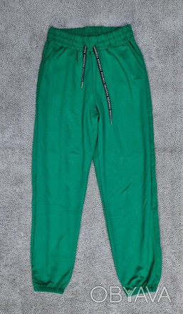 Код товара: 6511.2
Спортивные штаны женские с двумя карманами, нижняя часть штан. . фото 1