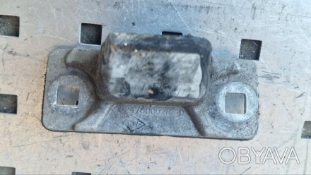 Направляюча бокової здвижної дверки метал на кузові 2010+ 824760002R Рено Мастер. . фото 1