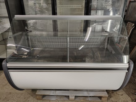 Холодильна вітрина Технохолод 1,6 м довжиною, ширина 1 м висота 1,25 м, чітко пр. . фото 2