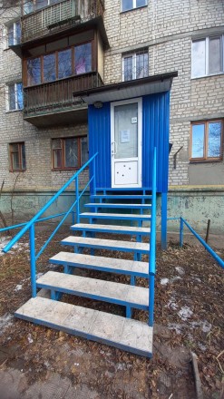 Продам в жилом фонде нежилое помещение, с парковкой отдельным входом
Номер оголо. Одесская. фото 2