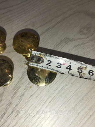 Мебельные ручки кнопки золото 30мм /5шт
Продаётся то что на фото смотрите внимат. . фото 4