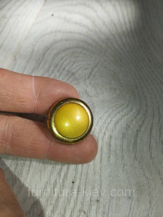 Ручка мебельная кнопка 25мм Золото вставка 
Цвет: Золото вставка матовое золото
. . фото 5