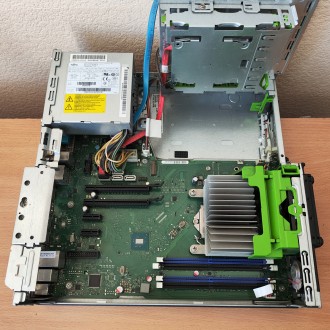 Системний блок Fujitsu ESPRIMO D756/E85+ sff / Intel Core i5-6500/ 4 Gb DDR4/Int. . фото 4