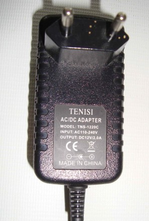 Блок живлення 12V 2A 5.5 * 2.5 мм; TENISI  TNS-1220, 

Блок живлення TENISI  T. . фото 4