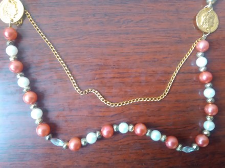 Продам новое , стильное ожерелье-бижутерия. Отличный подарок для девушки.
Цена . . фото 2