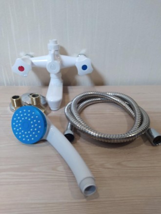 Змішувач для ванни з термопластичного пластику SW Omega 142 white-002
Гарний виб. . фото 5