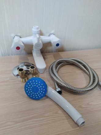 Змішувач для ванни з термопластичного пластику SW Omega 142 white-002
Гарний виб. . фото 8