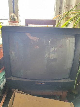 Продам телевізор справжній корець, кінескоп справний, потрібно заміна реле вкл.. . фото 3