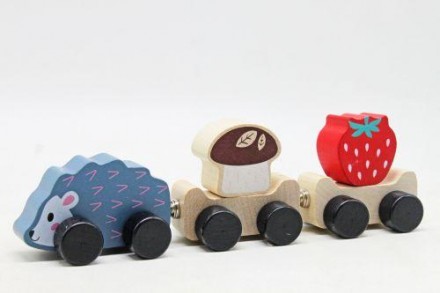 Магнитная игрушка-каталка "Ёжик-путешественник". Состоит из 5-ти деревянных элем. . фото 3