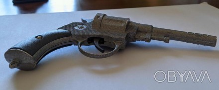 Игрушка Револьвер Наган под Пистоны. . фото 1