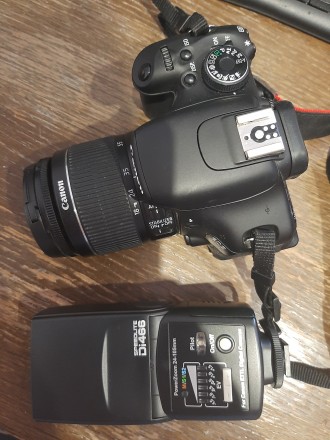 Продам зеркальный фотоаппарат Canon EOS 600D, вспышку Nissin Di466. Дополнительн. . фото 4