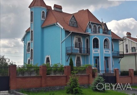Продам. Дом 850 м.кв. 20 соток. пос.Южный