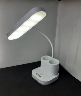 Лампа оснащена встроенным аккумулятором, что обеспечивает полную свободу передви. . фото 7