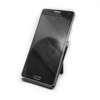 Складная подставка для телефона пластиковая черная
Компактная и универсальная по. . фото 4