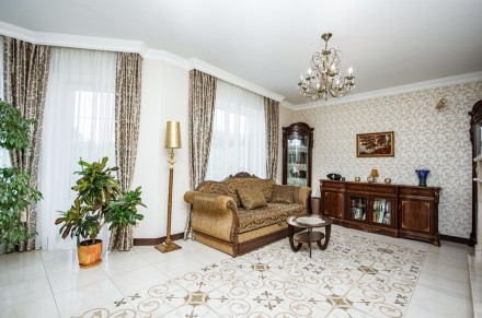 Продається гарний будинок в англійському стилі в 17 км від Києва!

Розташовани. . фото 12
