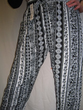  Летние брюки женские Fashion desigi размер XL/XXL указан, визуально 46-48. Цвет. . фото 9