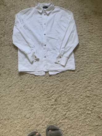 Біла жіноча сорочка фірми Tally Weiji. Стан ідеальний. Розмір XS-S. Довжина соро. . фото 3