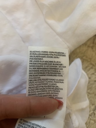 Блуза- топ фірми H&M. Розмір XS. Колір білий. Стан чудовий. Довжина без урах. . фото 7