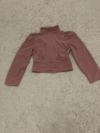 Блуза темно рожева . Розмір S-M. Стан чудовий. Довжина 41 см, ширина 36 см.,довж. . фото 1