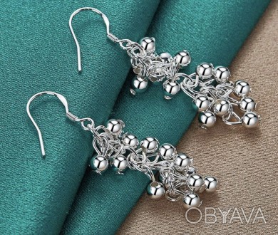 Жіночі сережки-вісюльки з намистинами із стерлінгового срібла 925 проби з родієв. . фото 1