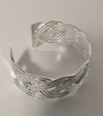 Жіночий браслет зі стерлінгового срібла 925 проби з родієвим покриттям.
Вага 9,1. . фото 6