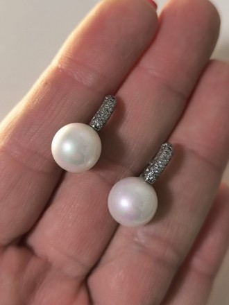 Жіночі сережки зі стерлінгового срібла S925 проби.
Довжина 2,0 см. Діаметр перли. . фото 3
