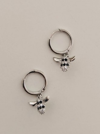 Жіночі сережки зі стерлінгового срібла S925 проби.
Довжина 2,0 см. Довжина бджіл. . фото 4