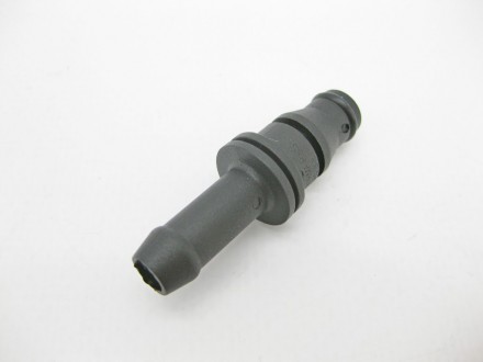
Новый пластиковый штуцер - наконечник трубки вентиляцииA0039970689 Применяется:. . фото 6
