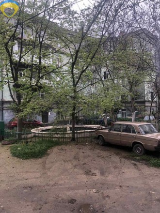В центре на Новосельского,классическая двухсторонняя сталинка с двумя балконами,. Приморский. фото 3