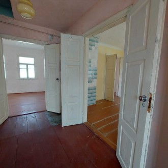 Продається будинок в центральній частині м. Звягель, по вул. Генерала Кульчицько. . фото 8