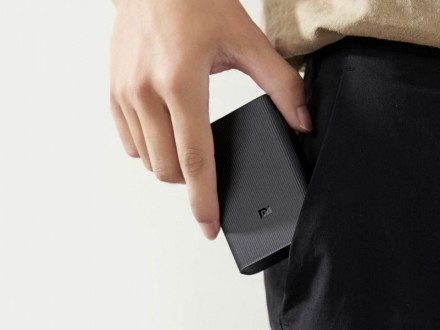 Портативная батарея Xiaomi Mi 3 Ultra Compact совместила в себе главные черты дл. . фото 6