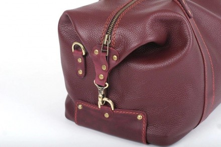Дорожня сумка жіноча шкіряна бордова, спортивна якісна виготовлена з натуральної. . фото 5