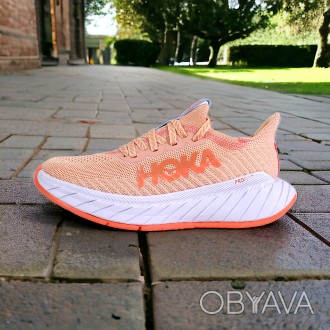 Опис:
Hoka Carbon X 3 — це бігові кросівки нового покоління, створені для досягн. . фото 1