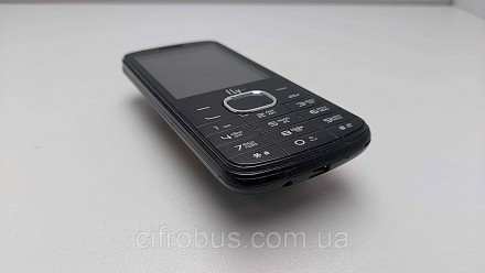Телефон, підтримка трьох SIM-карток, екран 2.8", роздільна здатність 320x240, ка. . фото 5