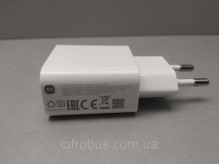Оригінальний зарядний пристрій Xiaomi 
Вхід: AC 100-240 В / 50-60 Гц
Вихід: 5 В . . фото 3