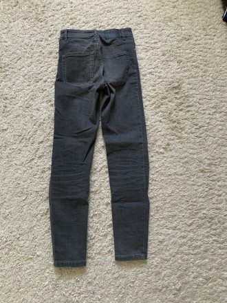 Жіночі джинси скинни Sunday. Стан чудовий. Розмір XS.. Довжина 88 см, пот 31,5 с. . фото 4