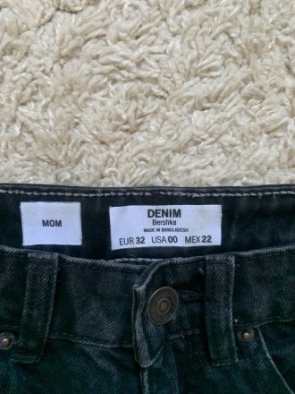 Жіночі джинси мом. Розмір XXS. Стан ідеальний, майже нові. Колір чорний. Довжина. . фото 4