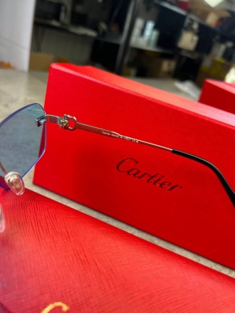 
 
 Солнцезащитные очки Cartier Blue CT0271S
Производитель : Китай 
Размер : 58-. . фото 5