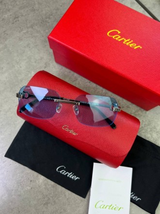 
 
 Солнцезащитные очки Cartier Blue CT0271S
Производитель : Китай 
Размер : 58-. . фото 2