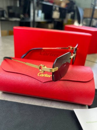 
 
 Солнцезащитные очки Cartier Black CT0271S
Производитель : Китай 
Размер : 58. . фото 3