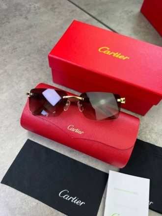 
 
 Солнцезащитные очки Cartier с деревянными дужками и коричневыми стеклами
Про. . фото 2