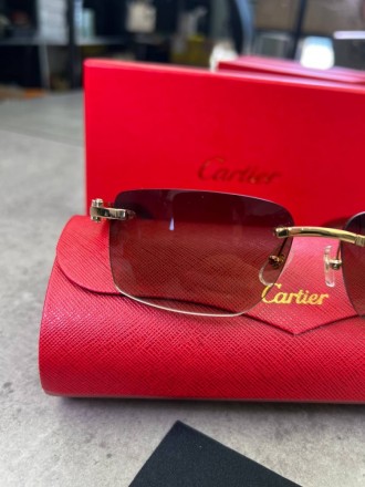 
 
 Солнцезащитные очки Cartier с деревянными дужками и коричневыми стеклами
Про. . фото 7